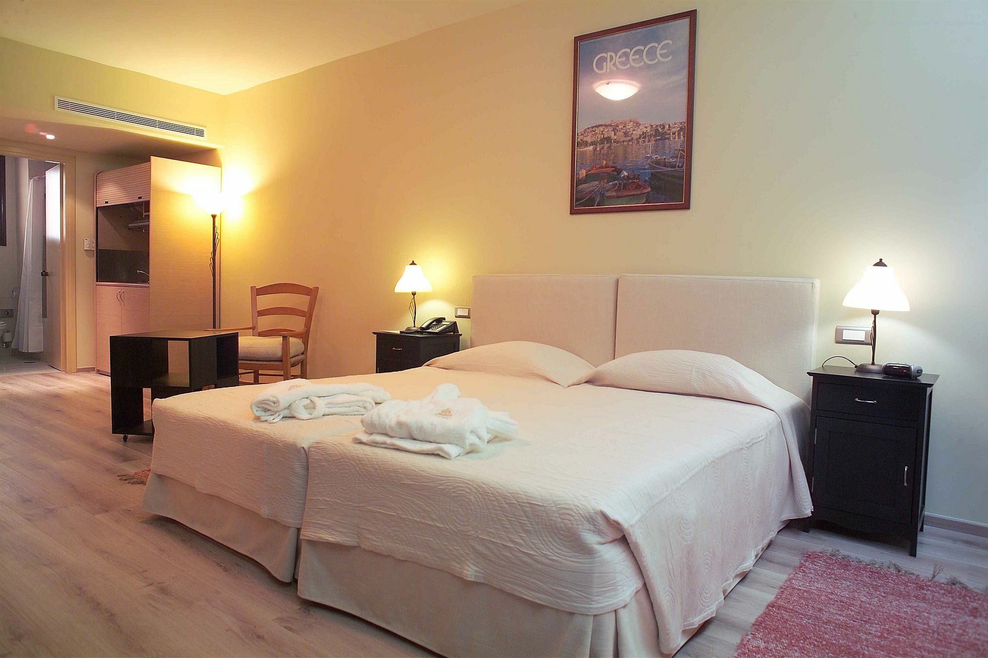 Efplias Hotel Apartments Pireo Camera foto